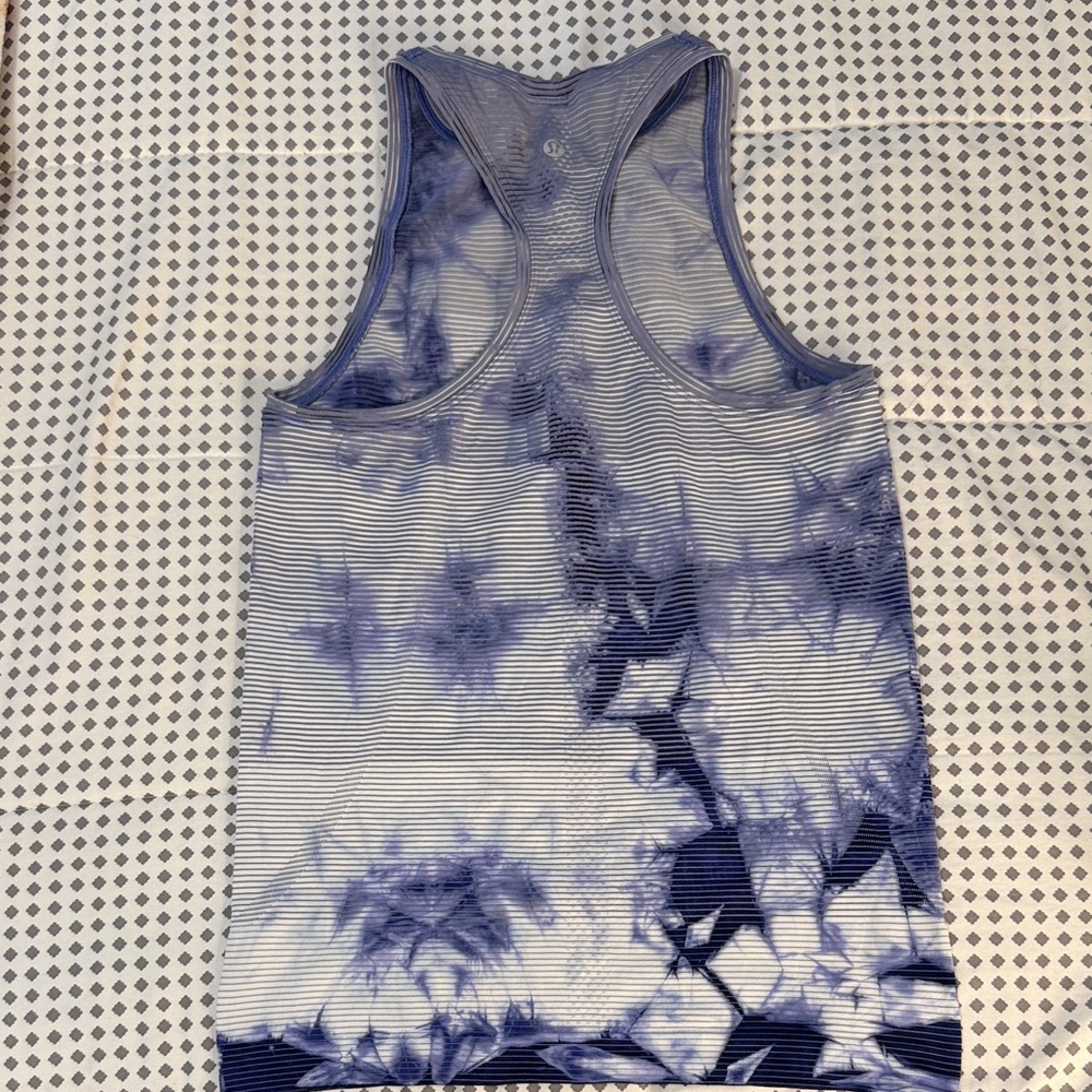 Lululemon Swiftly Tech tank 6